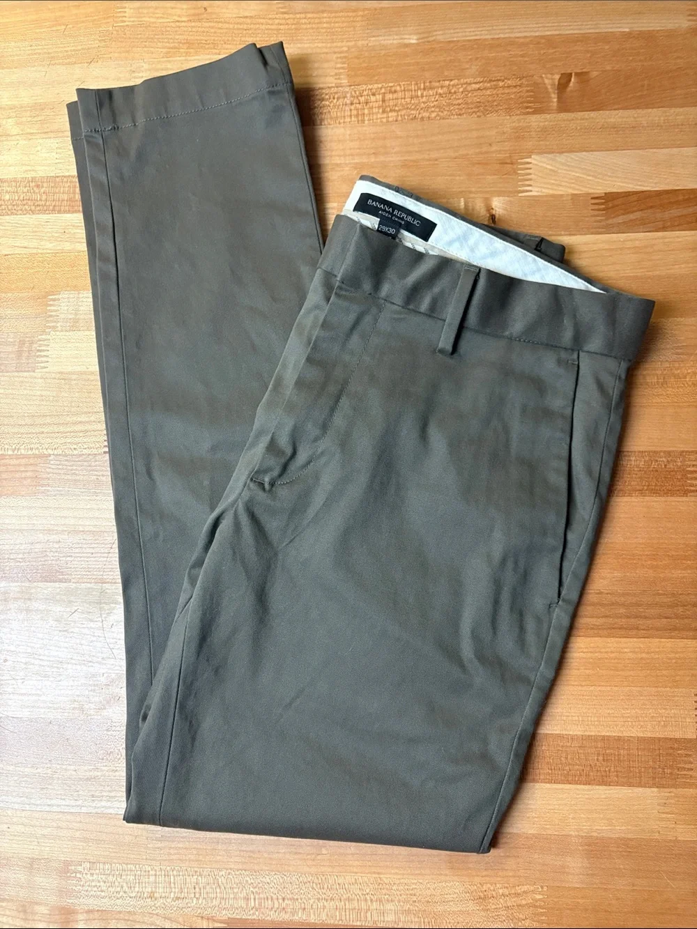 Banana Republic Men’s Aiden Chino Pants 29x30 Olive